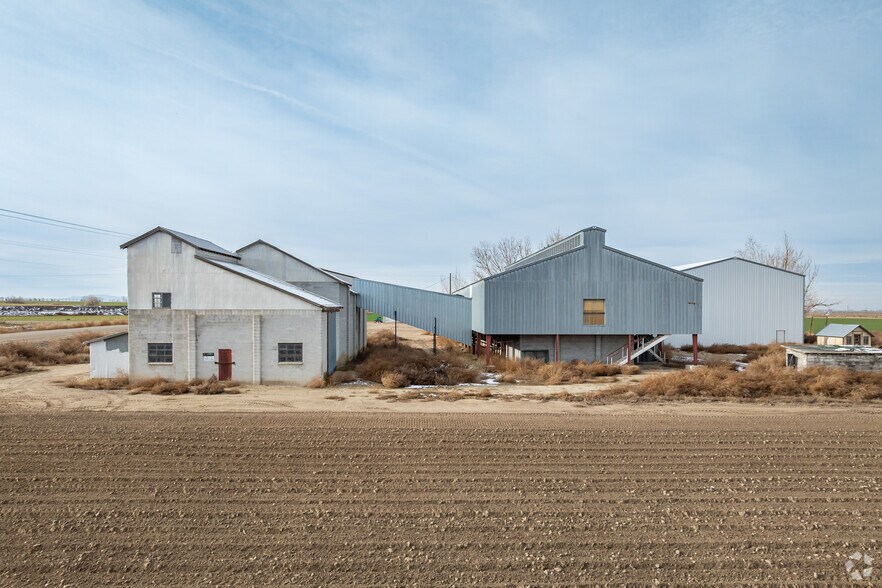 More Photos Of 20102 Tucker Rd., Greenleaf Industrial For Sale