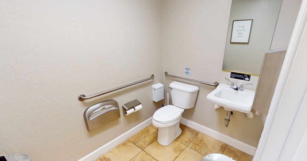 More Photos Of 2115 Green Vista Dr, Sparks Medical For Lease