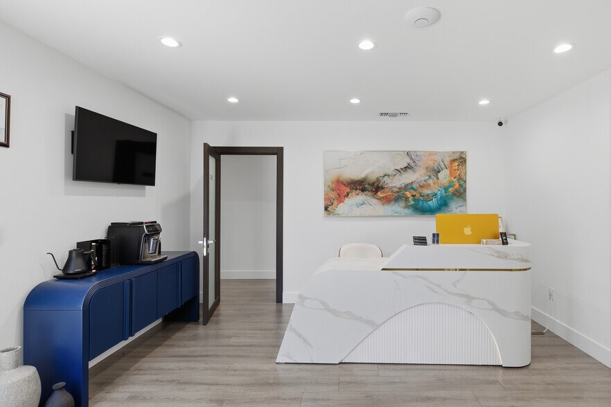 More Photos Of 2020 N Glenoaks Blvd, Burbank Medical For Sale