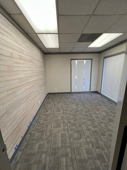 More Photos Of 3787-3795 River Rd N, Keizer Medical For Lease