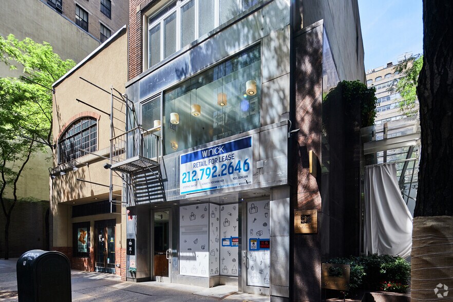 More Photos Of 9 E 53rd St, New York Office For Lease