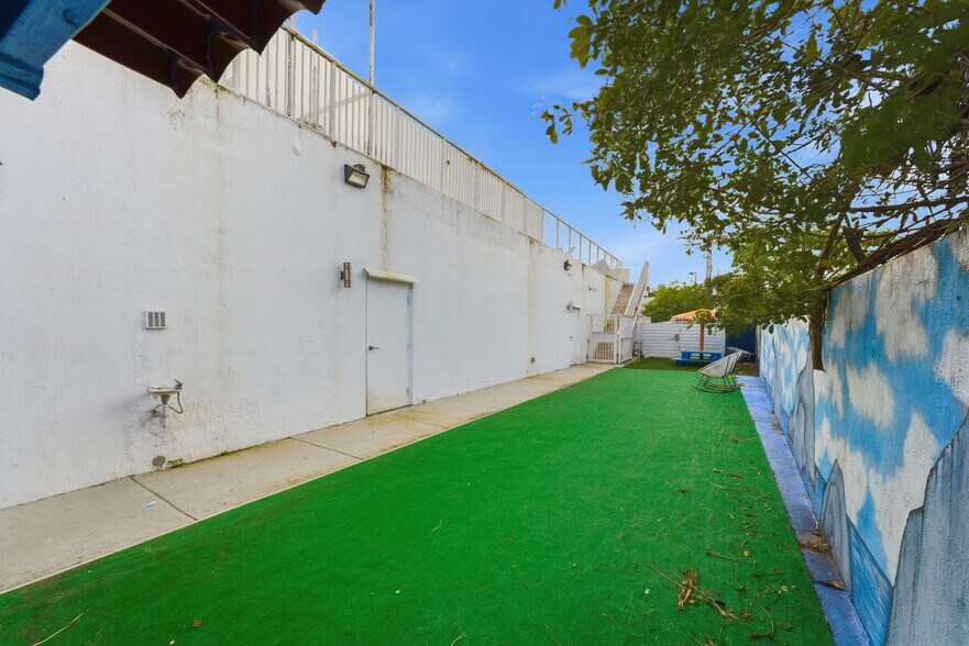 More Photos Of 6545 NW 169th St, Hialeah Medical For Sale