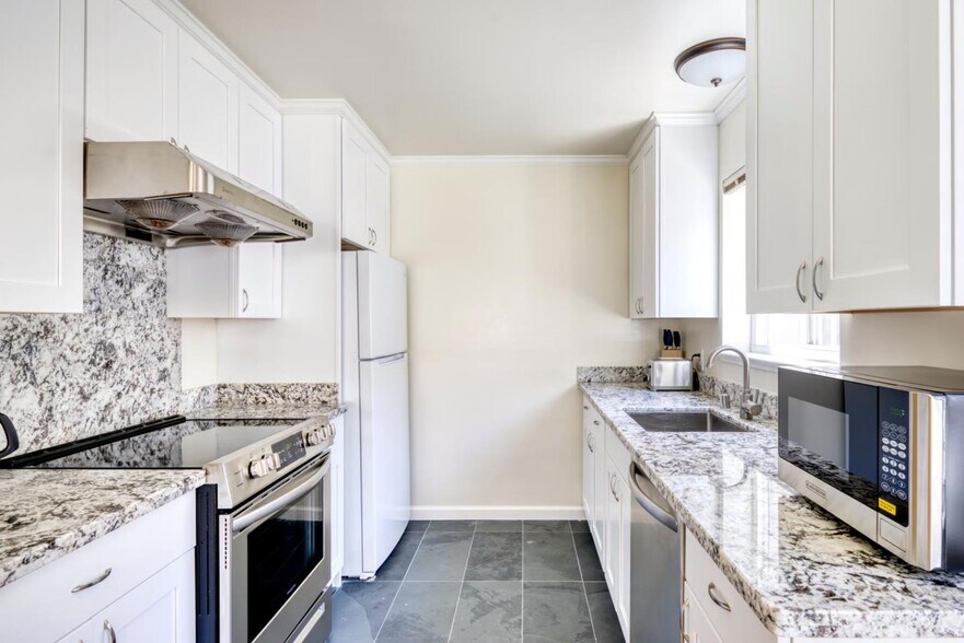 More Photos Of 837 Cowper St, Palo Alto Apartments For Sale