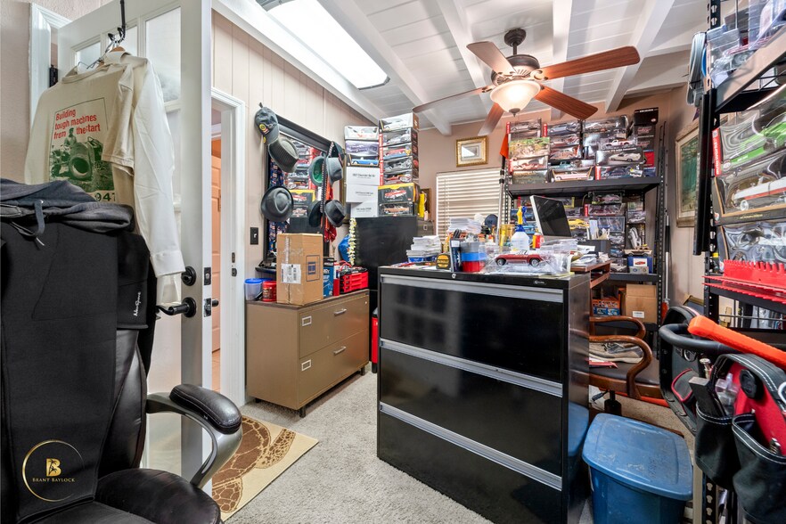 More Photos Of 342 N Orlando Ave, Cocoa Beach Light Manufacturing For Sale