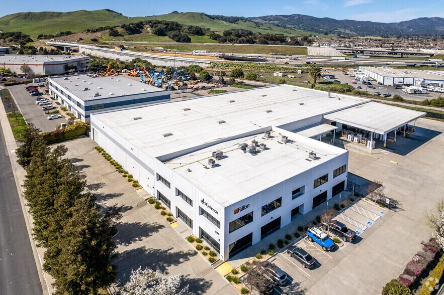 More Photos Of 5160 Fulton Dr, Fairfield Warehouse For Lease