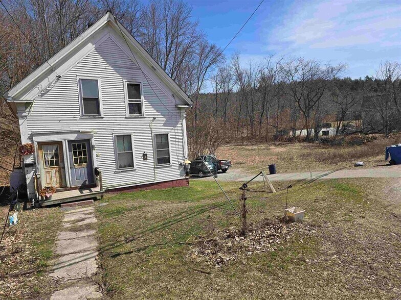 More Photos Of 98 Washington St, Claremont Land For Sale