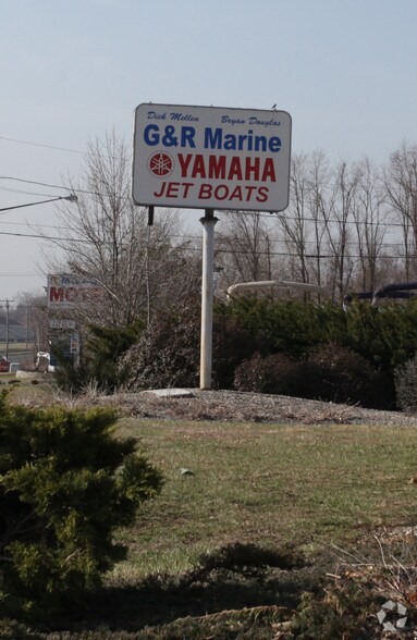 More Photos Of 1535 John Fitch Blvd, South Windsor Auto Dealership For Sale