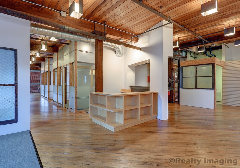 More Photos Of 1104 NW 15th Ave, Portland Office For Lease