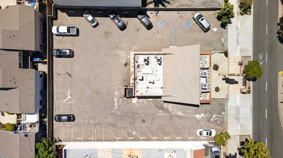 More Photos Of 248 E Carson St, Carson Restaurant For Sale
