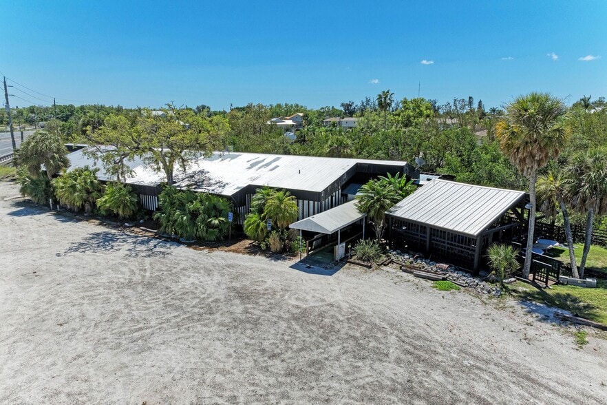 More Photos Of 5611 US 19, Palmetto Restaurant For Sale