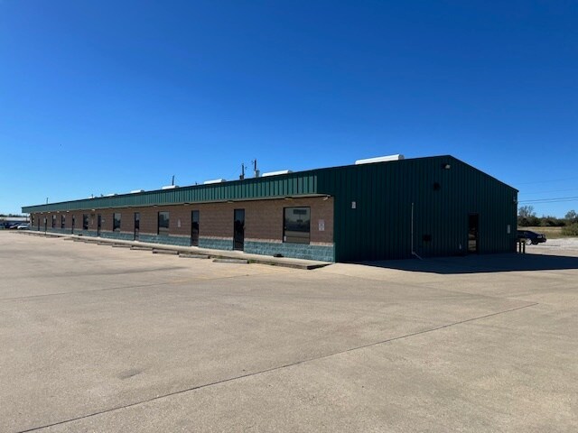Primary Photo Of 5920 S General Bruce Dr, Temple Warehouse For Sale