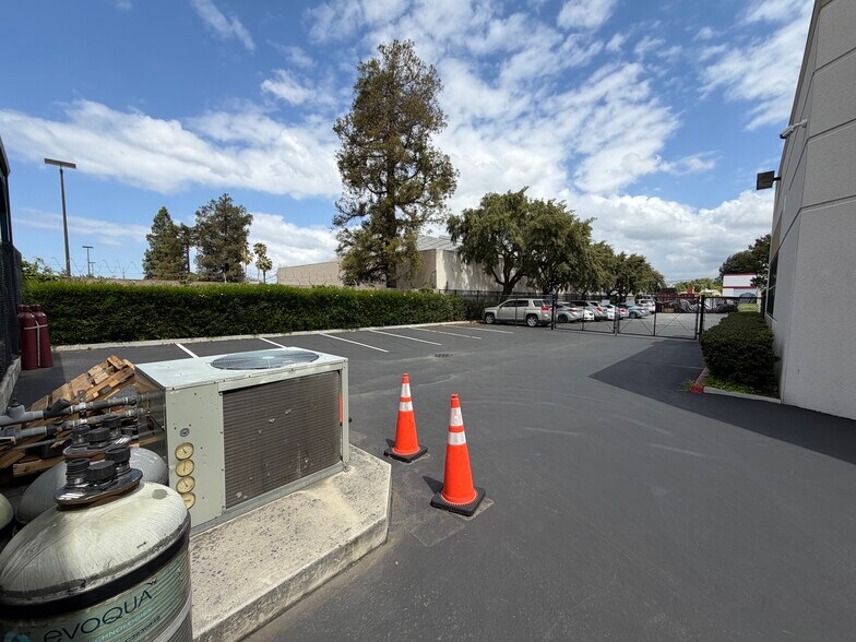 More Photos Of 925 Berryessa Rd, San Jose Manufacturing For Sale