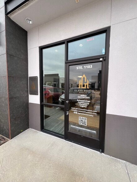 More Photos Of 12280 Broadway St, Pearland Office For Sale