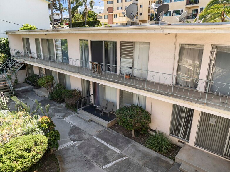More Photos Of 3605 Stephen M White Dr, San Pedro Multifamily For Sale