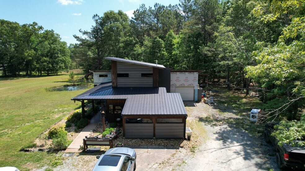 More Photos Of 3176 Summertown Hwy, Summertown Land For Sale