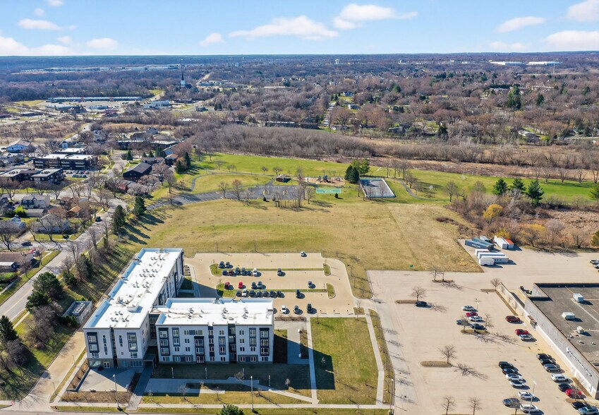 More Photos Of 939 W Main St, West Dundee Land For Sale