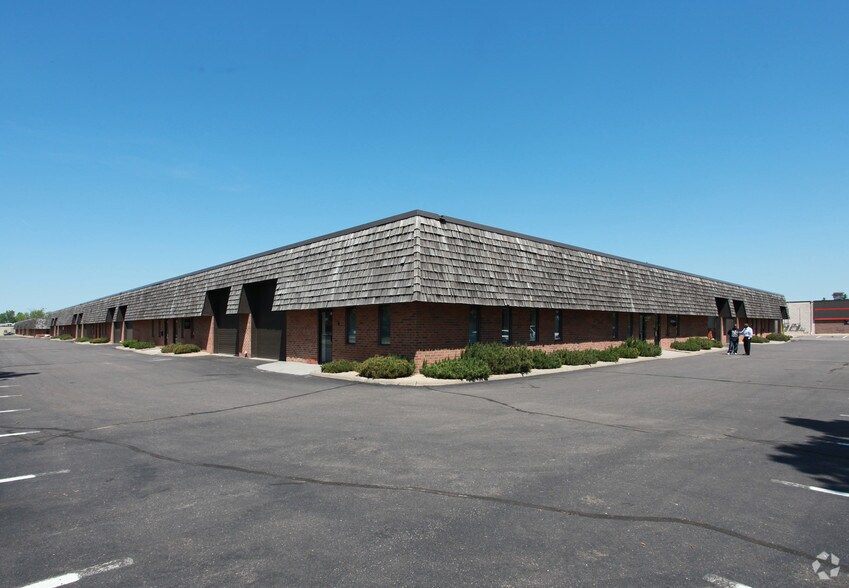 Primary Photo Of 7155-7175 W Commerce Cir, Fridley Manufacturing For Lease