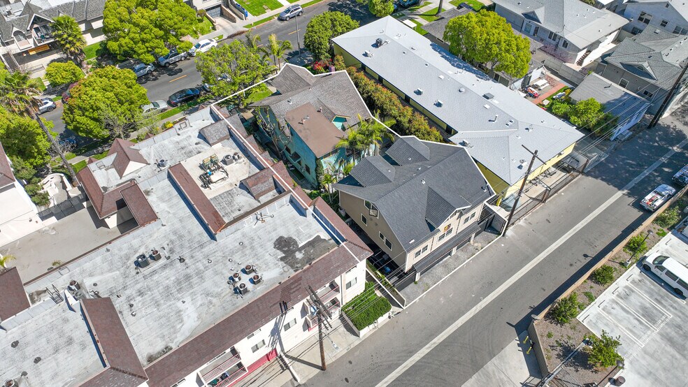 More Photos Of 1236-1238 W 30th St, Los Angeles Apartments For Sale