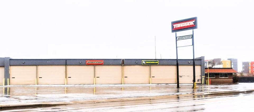 More Photos Of 2575 Dorr St, Toledo Service For Sale