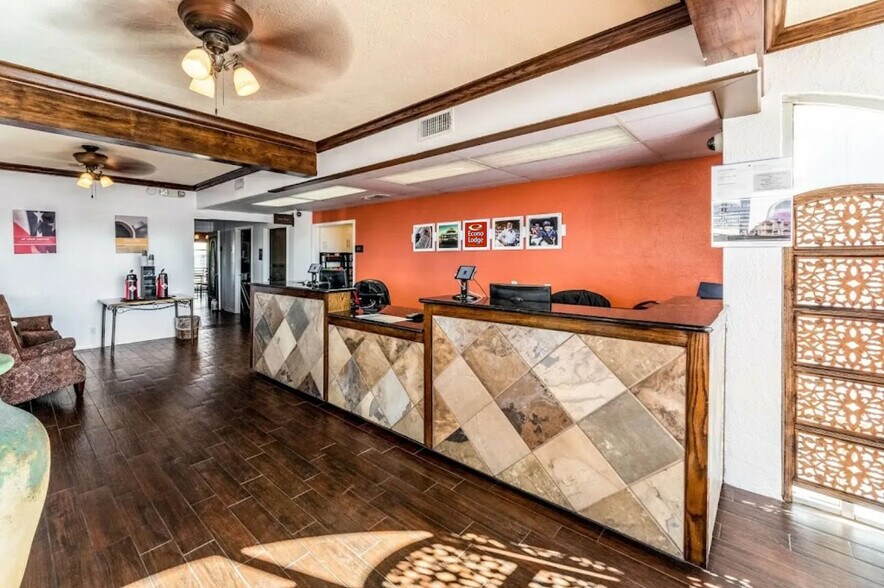 More Photos Of 1312 N Service Rd, Sonora Hotel For Sale