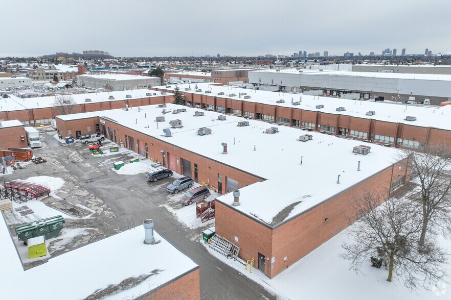 More Photos Of 79 Milliken Blvd, Toronto Warehouse For Lease