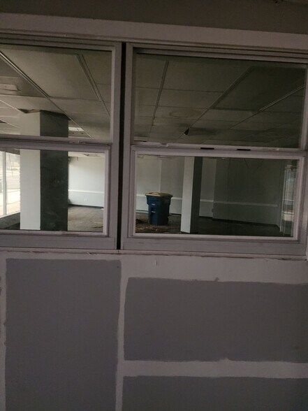 More Photos Of 1383 Gulf To Bay Blvd, Clearwater Unknown For Lease