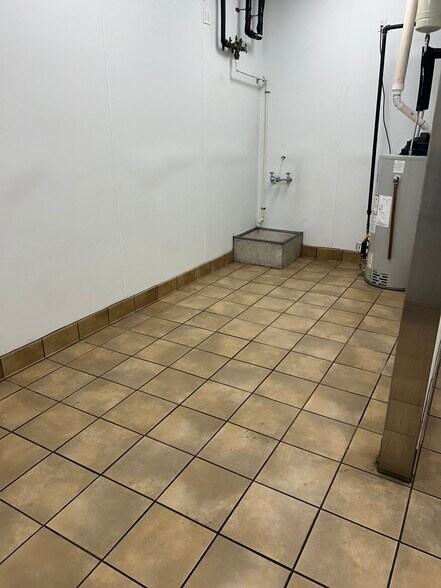 More Photos Of 2701 N Rock Rd, Derby General Retail For Lease
