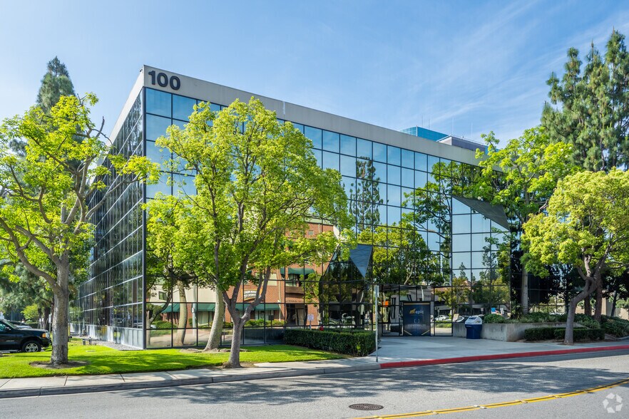 More Photos Of 100 S Anaheim Blvd, Anaheim Office For Lease