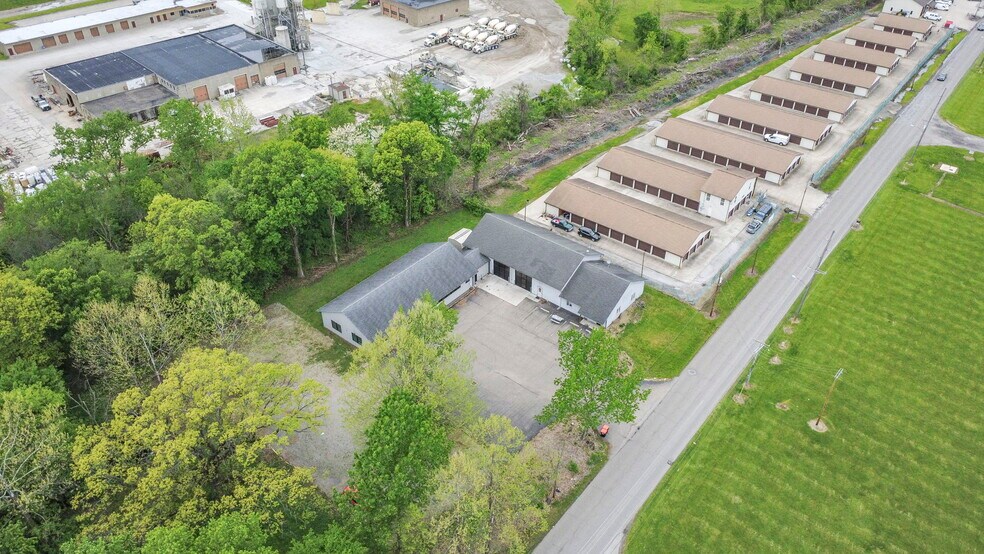More Photos Of 1987 Coffman Rd, Newark Warehouse For Sale
