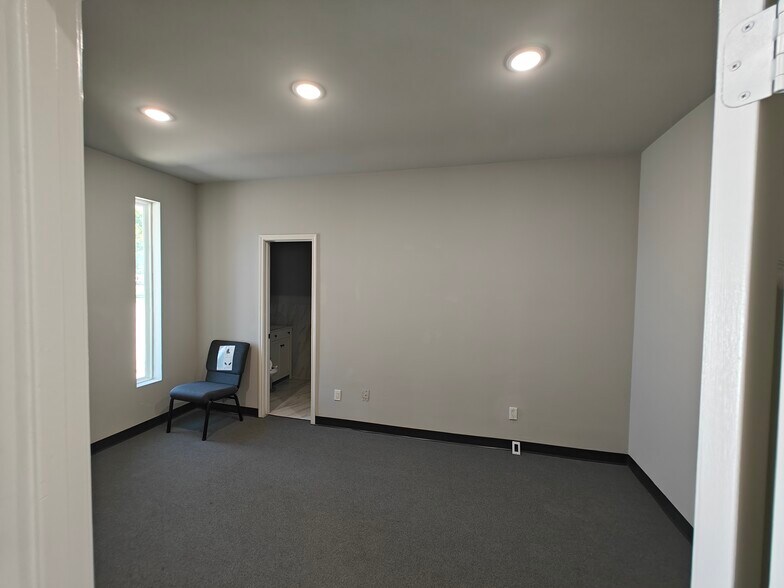 More Photos Of 704 Drexel St, McKinney Religious Facility For Sale