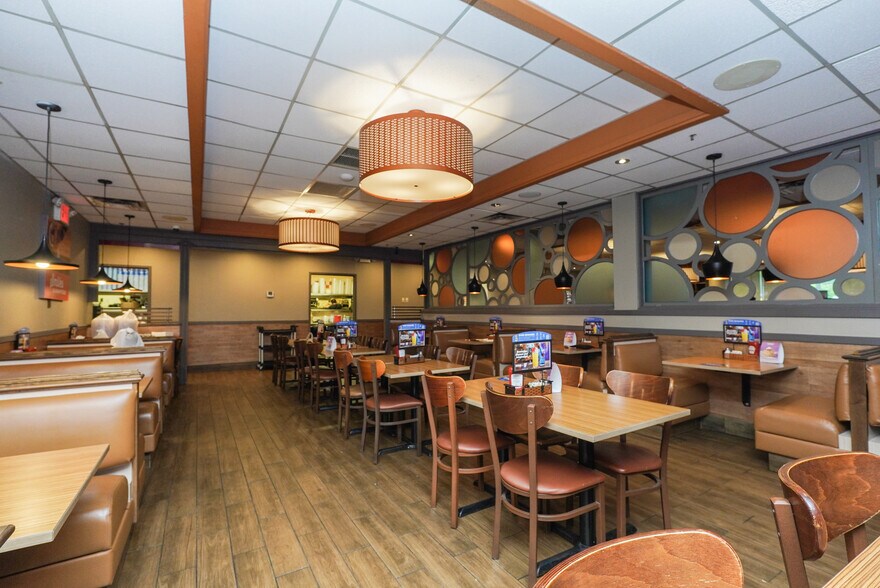 More Photos Of 933-939 Richmond Ave, Staten Island Freestanding For Sale