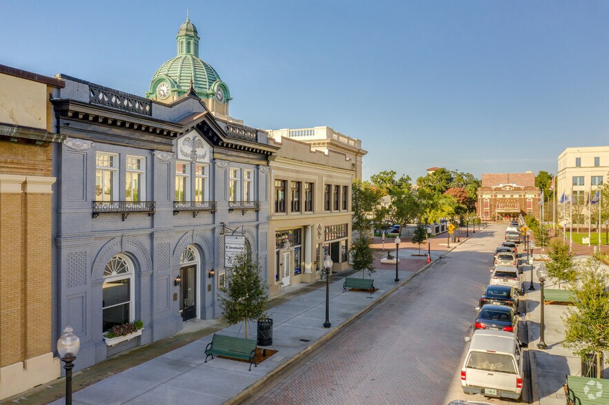 More Photos Of 110 W Indiana Ave, Deland Office For Sale