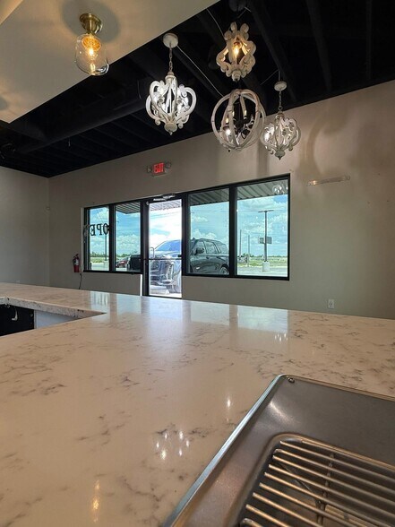 More Photos Of 1259 W I-20 Hwy, Monahans Storefront For Lease