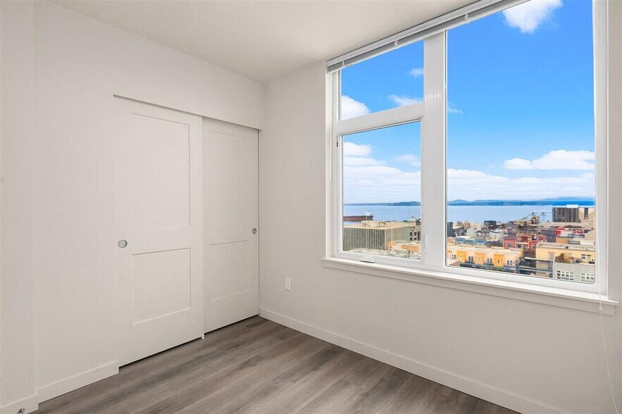 More Photos Of 513 1st Ave N, Seattle Apartments For Lease