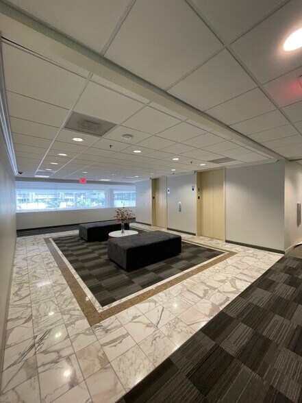 More Photos Of 777 Brickell Ave, Miami Coworking Space