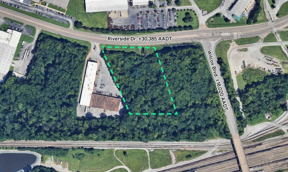 Primary Photo Of 1556 Riverside dr, Chattanooga Land For Sale