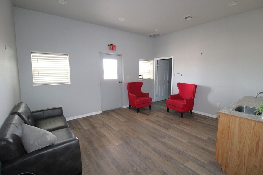 More Photos Of 5900 County Road 1142, Midland Warehouse For Sale