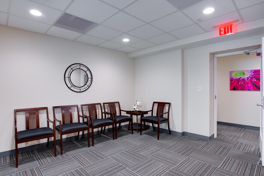 More Photos Of 3541-3543 W Braddock Rd, Alexandria Medical For Lease