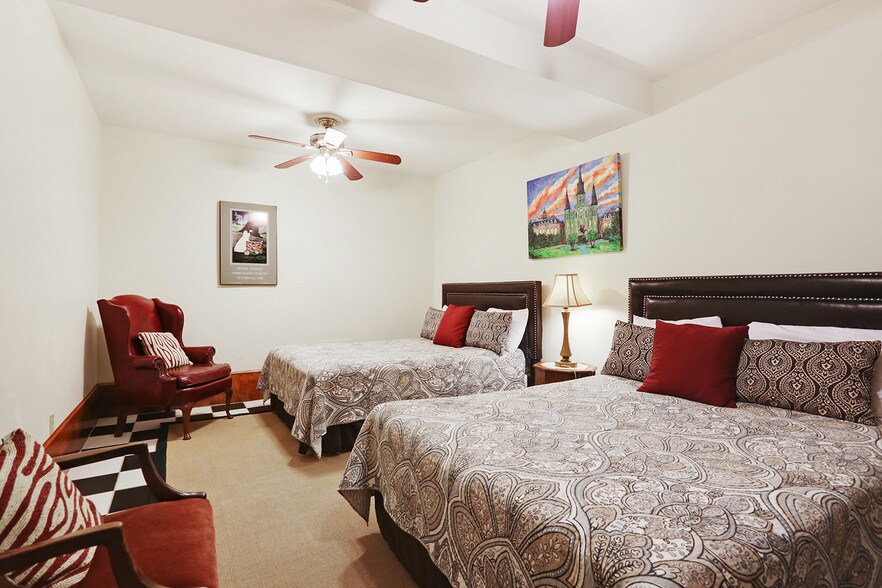 More Photos Of 918 Dauphine St, New Orleans Apartments For Sale