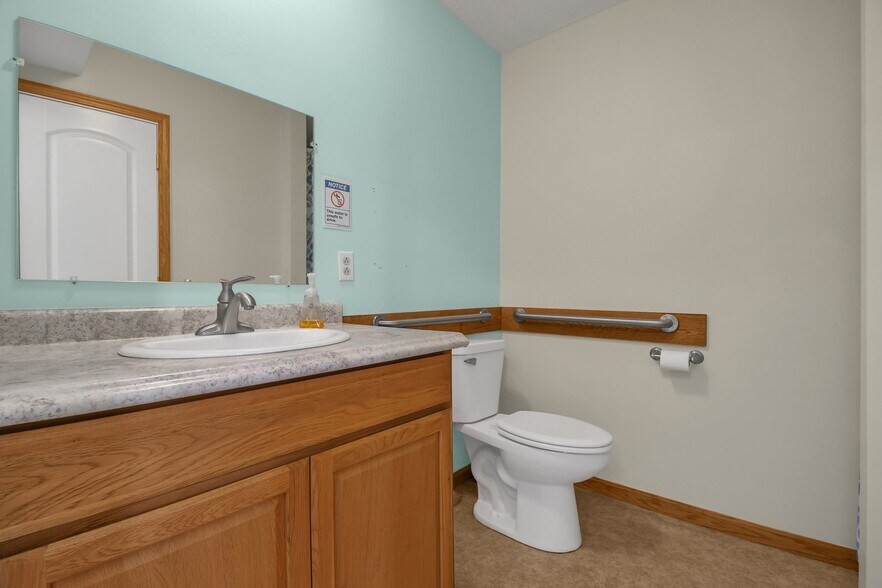 More Photos Of 2598 E Smiley Ave, Shelby Religious Facility For Sale