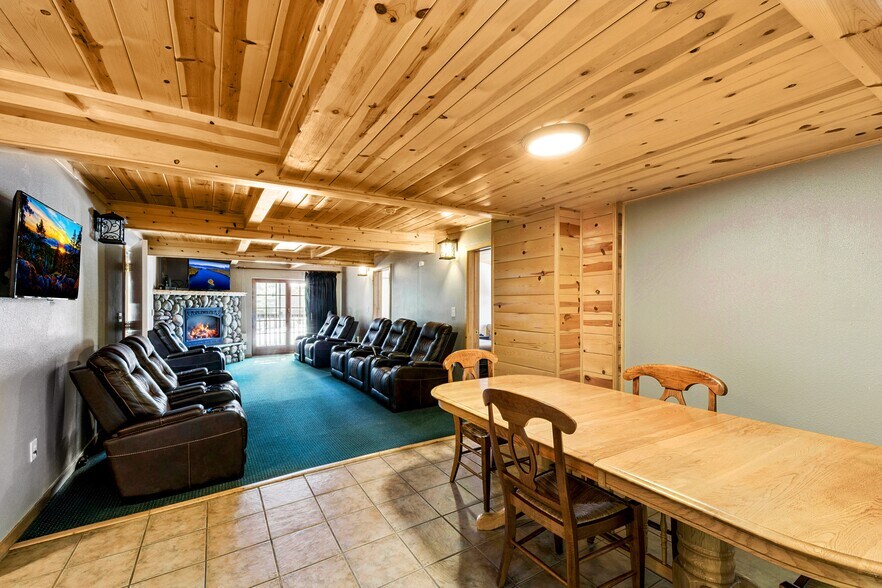 More Photos Of 804 Hwy 50, South Lake Tahoe Lodge Meeting Hall For Sale
