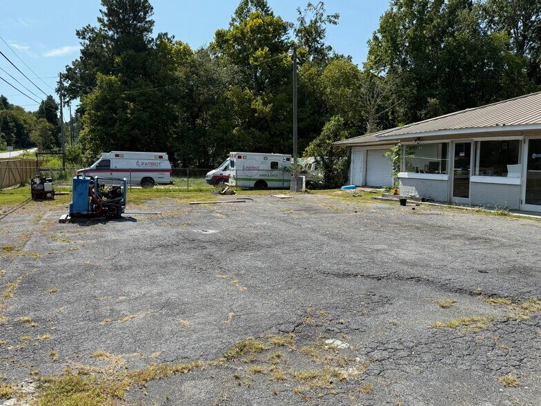 More Photos Of 720 Atlanta Hwy, Rockmart Freestanding For Sale