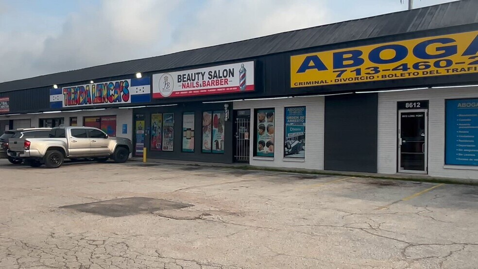 More Photos Of 8612-8632 Long Point Rd, Houston Storefront Retail Office For Sale
