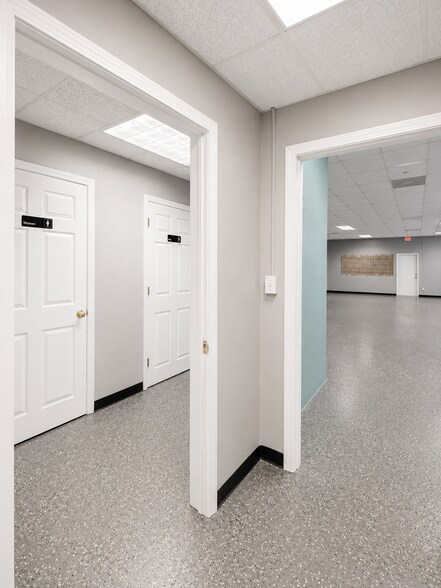 More Photos Of 272 Highway 41 N, Barnesville Office For Sale