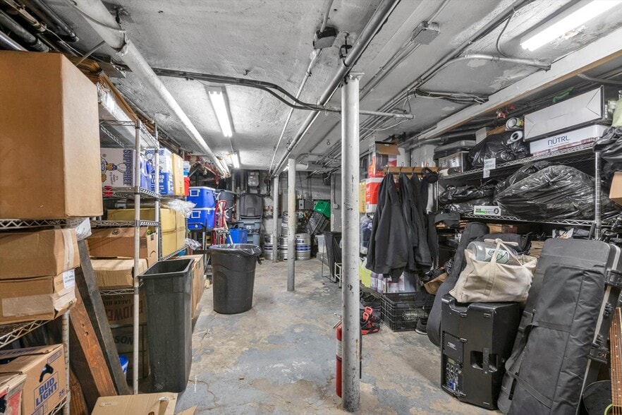 More Photos Of 247 E 50th St, New York Apartments For Sale