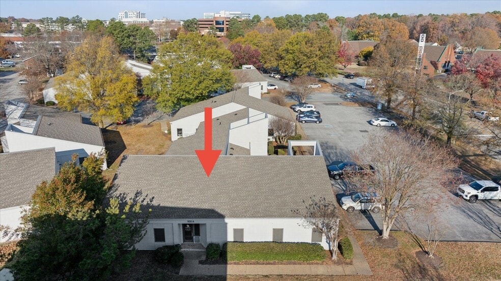 More Photos Of 732 Thimble Shoals Blvd, Newport News Office For Sale