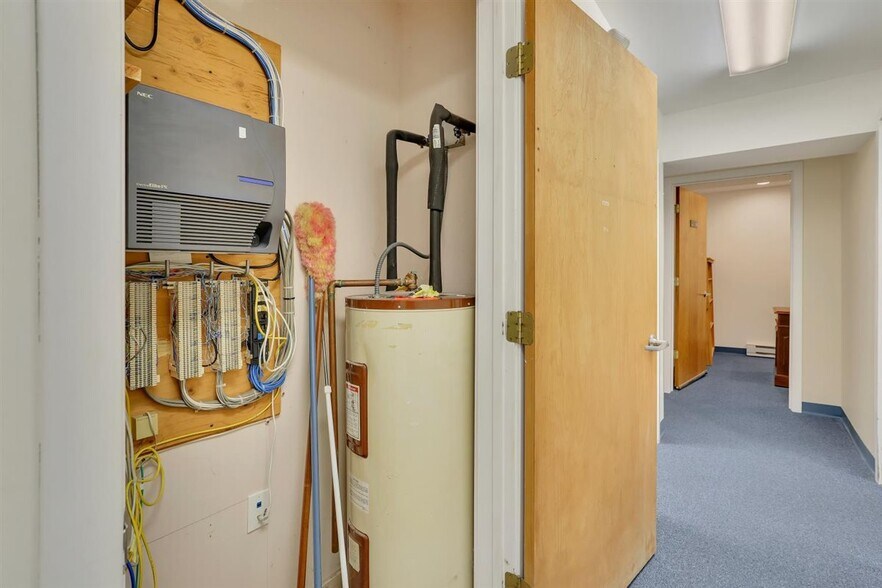 More Photos Of 8 Independence Dr, Marlborough Medical For Sale