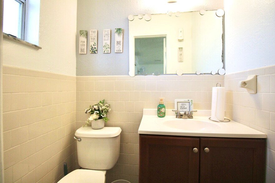 More Photos Of 610 Dundee Rd, Dundee Storefront Retail Residential For Sale