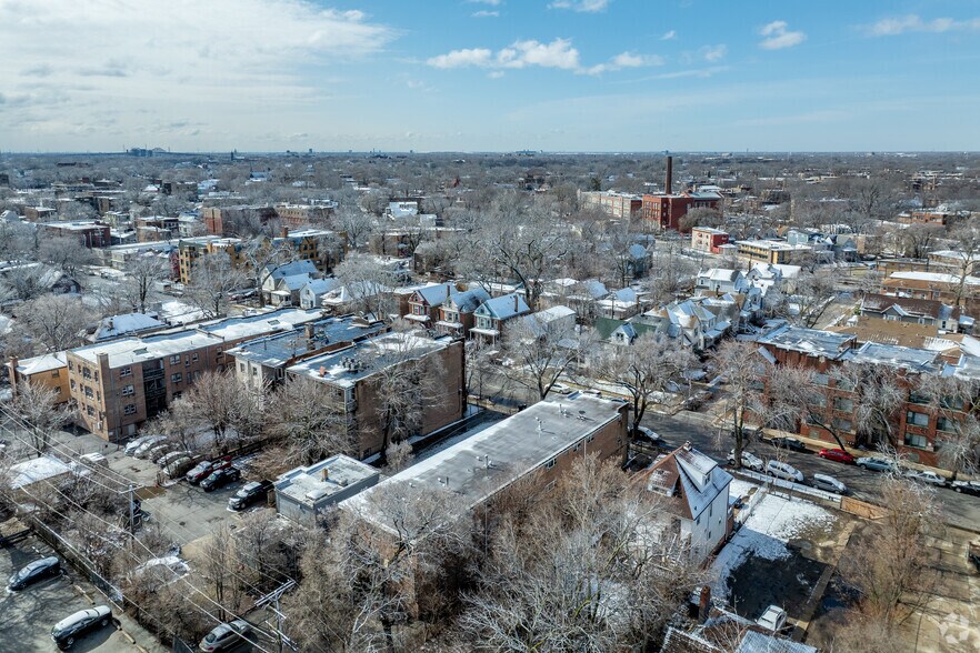More Photos Of 7635 S Coles Ave, Chicago Apartments For Sale