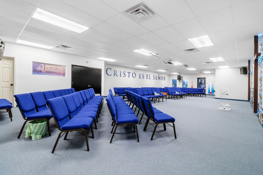 More Photos Of 2032 Orchid Ave, McAllen Office Residential For Sale